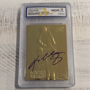 1996-97 Fleer 23kt Gold Card